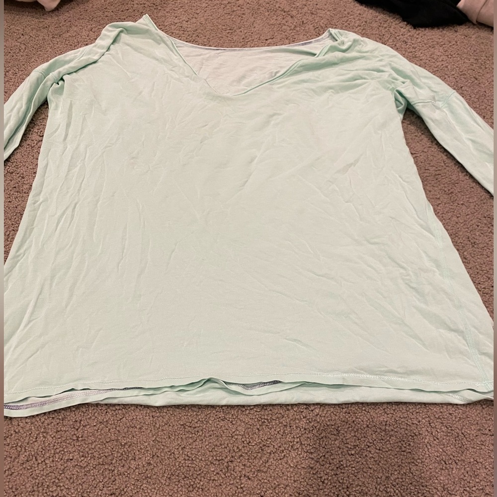 Lululemon athletic top